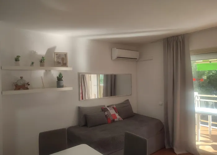 Apartman Decathlon *